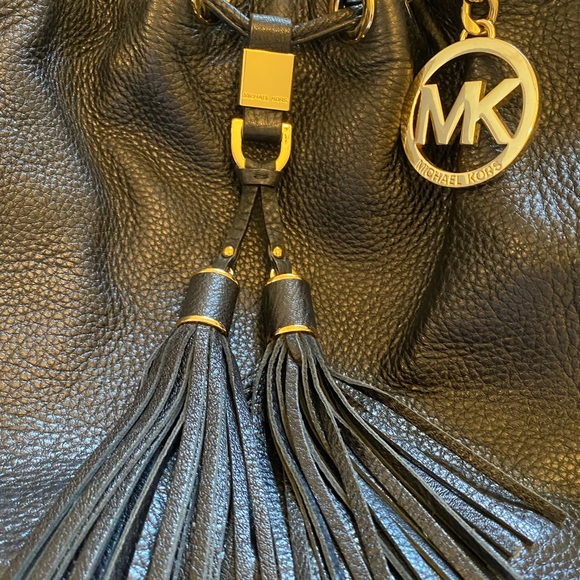 Michael Kors Camden gorgeous Leather handbag. Very good cond. - Picture 3 of 5
